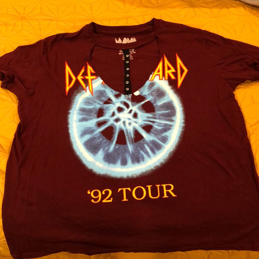 Def Leppard Cute tee